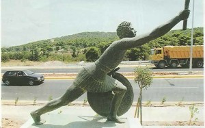 Statue_of_Pheidippides_along_the_Marathon_Road