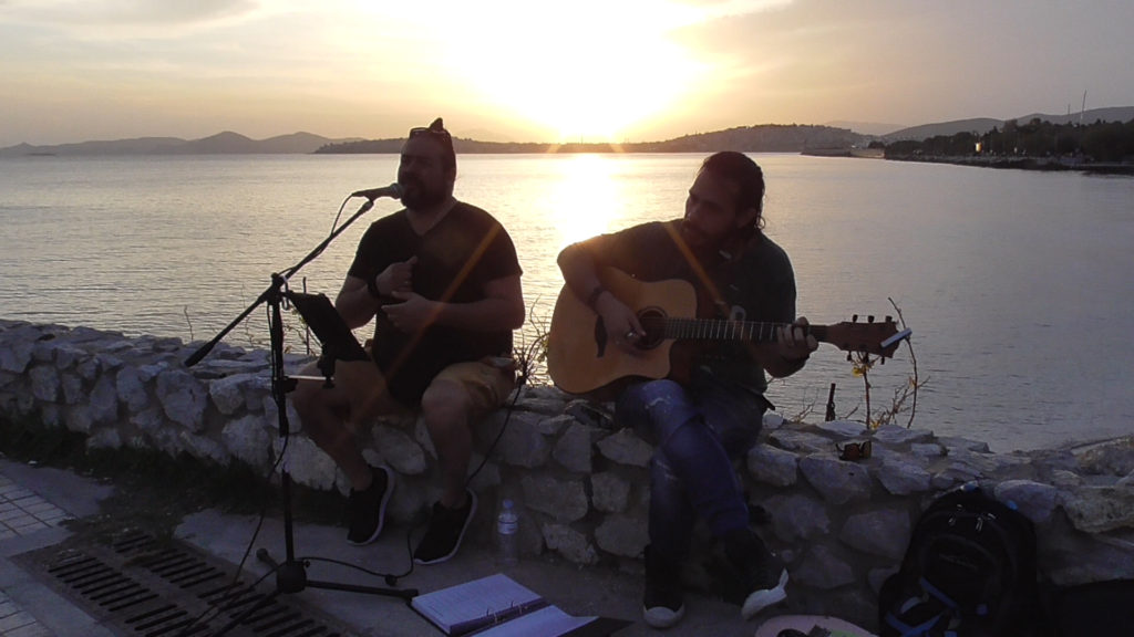 Knockin' On Heaven's Door - Colored Notes on the Road