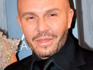 Alex Perry Alexandros Pertsinidis